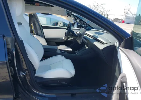 2024 Tesla Model 3 Performance All-Wheel Drive from USA, damaged, VIN 5YJ3E1ET7RF769598